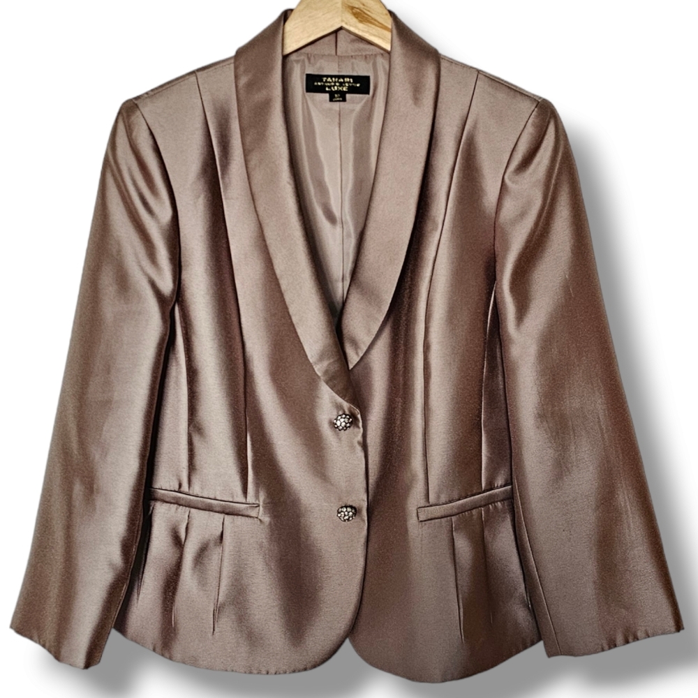 Elegant Brown Women's Blazer